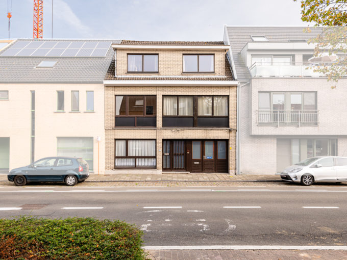 Opbrengsteigendom met ruime woning en duplexappartement