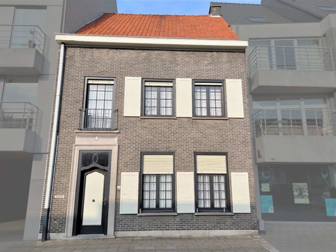 Woning met 3 slaapkamers in centrum Waarschoot